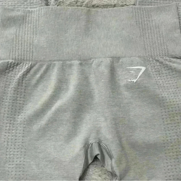 Gym shark legging - Picture 3 of 5